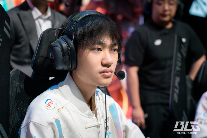 年尝试让巴 年尝试让巴