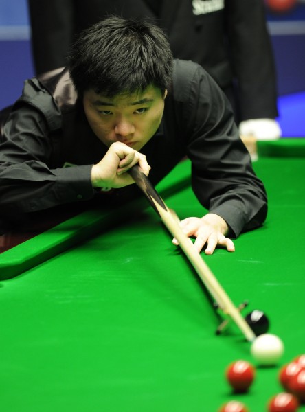 日赛场脉搏